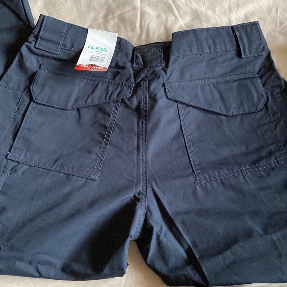 Tru-Spec 24-7 Series Tactical Pants Bundle (2 pair; 1 NWT) size 16x32 -Navy Blue - Picture 6 of 10